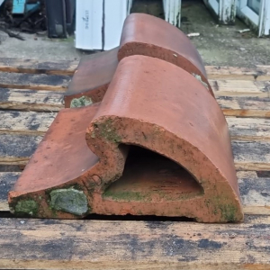 Terracotta Wall Coping Stone Wave 105 Degree 12"