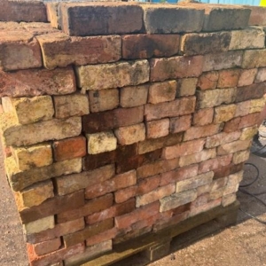Reclaimed Light Oaks Mixed Blend Wirecut Bricks 230mm-240mm x 75mm