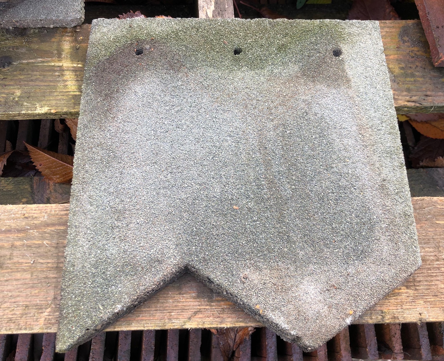 Arrowhead Concrete tile & half (Grey) - Gardiners Reclaimed Building ...