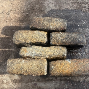 Reclaimed Multi Coloured Granite Setts (Moorside) - Bulk Bag