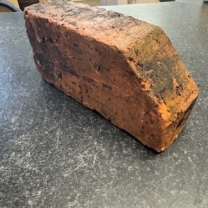 Cant Wirecut Brick RED