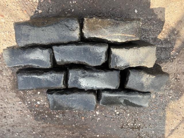 Reclaimed Dark Granite Setts - Bulk Bag