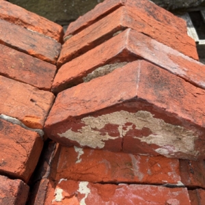 Red Triangular Wall Coping 325mm x 80mm BATCH2