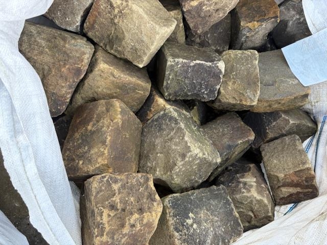 Reclaimed Random Gritstone Setts - Bulk Bag